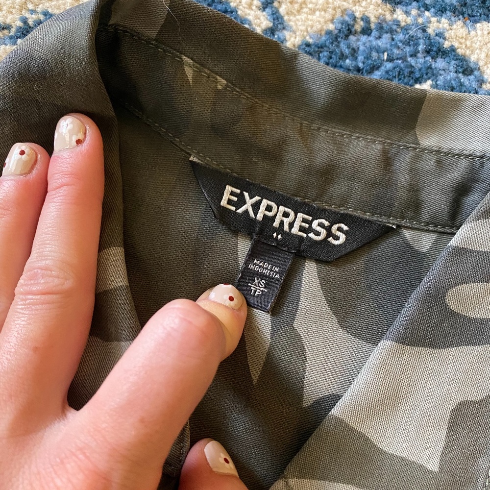 Express Camo Button-Down - Picture 2 of 2